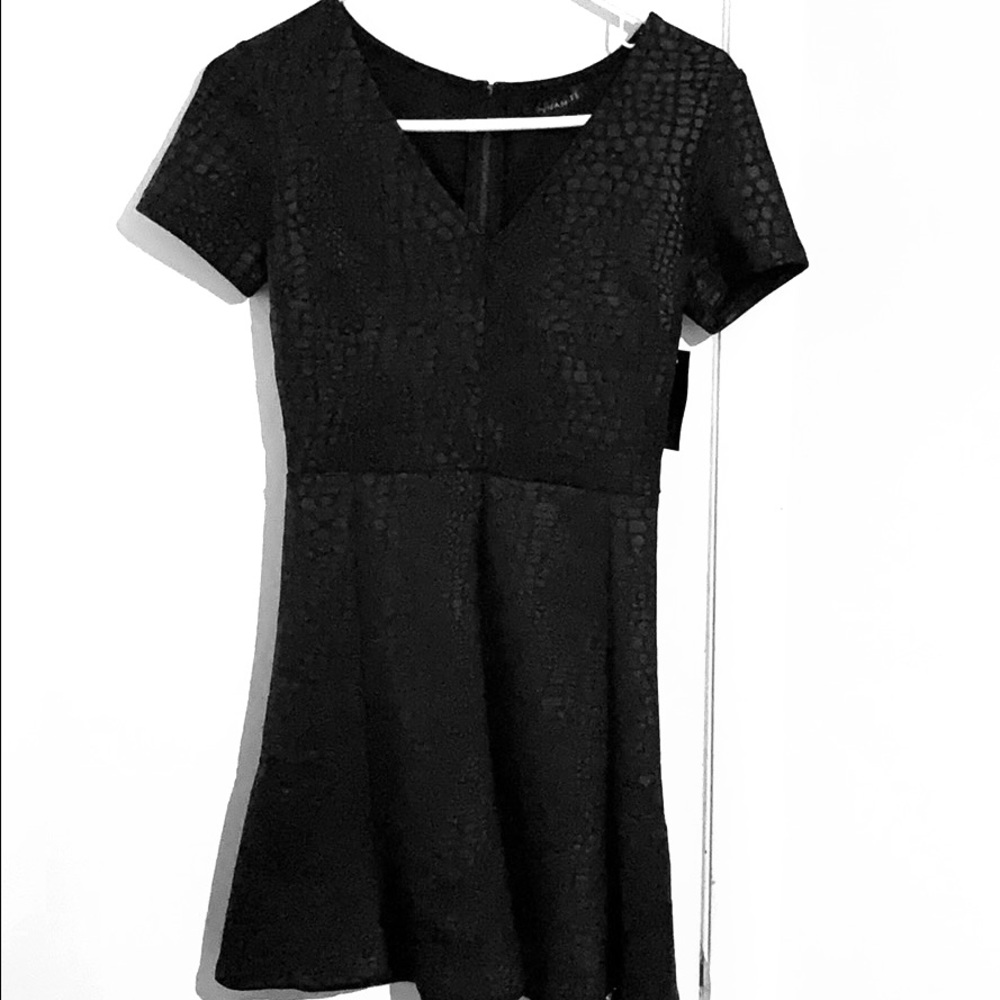 Women’s dress